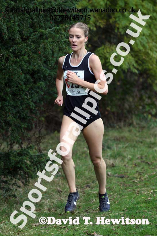 Senior womens Northern Cross Country Relays. Photo: David T. Hewitson/Sports for All Pics